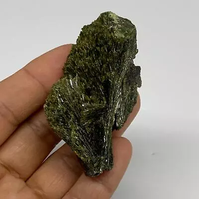 52.1g2.5 X1.6 X1 Green Epidote Custer/Leaf Mineral Specimen @Pakistan B27643 • $12