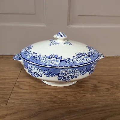 £5 • Buy VINTAGE BRITANNIA POTTERY GLASGOW PEONY TUREEN WITH LID  -20cm - SOME DAMAGE (2)