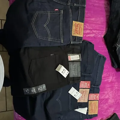 Lot Of Levi’s Jeans 30x30 • $159.99