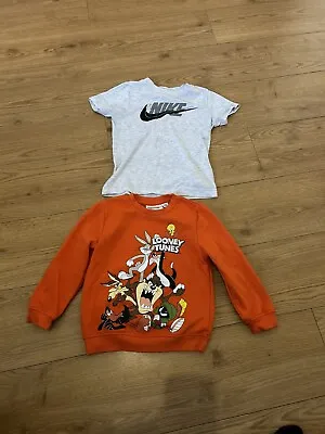 Nike T Shirt Looney Tunes Jumper Age 5to6  • £5