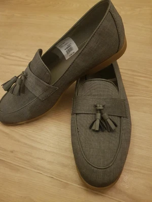 £2 • Buy Grey, Tassel Loafers - Topman
