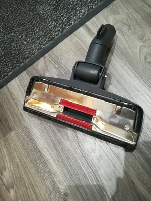 £25 • Buy Genuine Miele Vacuum Cleaner Parts.  35mm Compatible. Used.