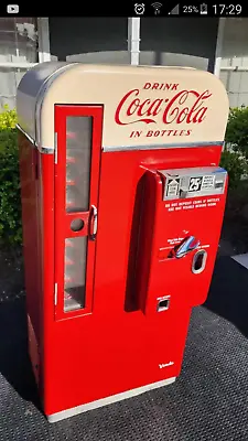 Vendo 81 Coca Cola Vending Machine 1950s • £4950