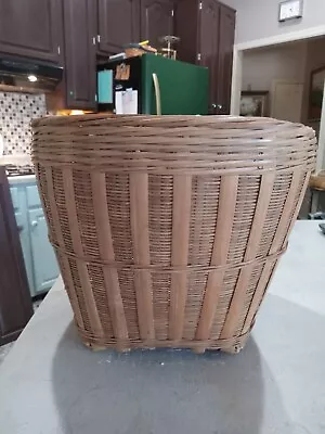 Vintage Rattan Wicker Bushel Hamper Planter Basket Round Large 11x10  Pier One • $25.99