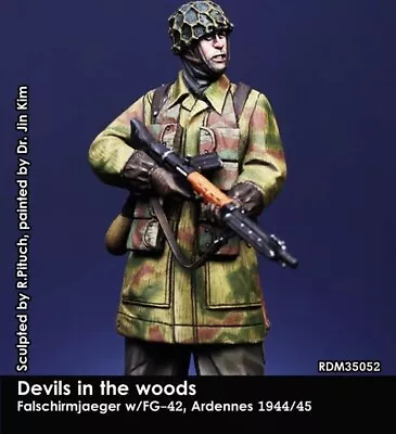 Rado Miniatures Rdm35052 World War Ii Devils In The Woods Fallschirmjager • $24.50