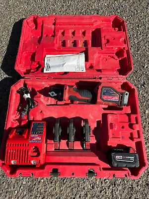 Milwaukee  Press Pex Tool M18 Short Throw  2674-20 1 Charger  3 Crimp Jaws • $599