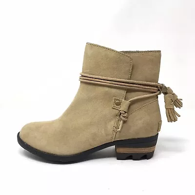 $150 Sorel Farah Short Waterproof Beige Suede Ankle Boots Womens Sz 5 • $97