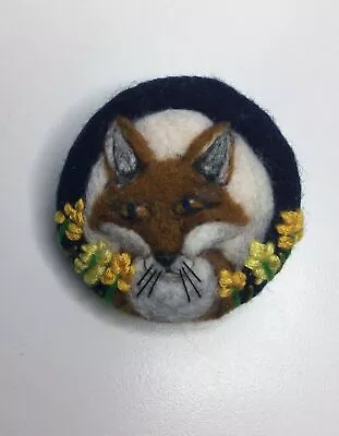 Handmade Needle Felted Fox Brooch  • £12