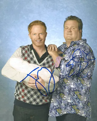 Modern Family Tv Cast - Photograph Signed With Co-signers • $260