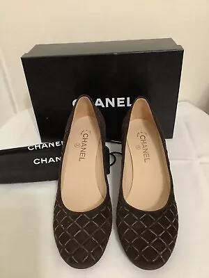 New/box CHANEL Brown Suede CC Logo Chain Block Heel Pumps Shoe 40.5EU 10.5US • £530.31