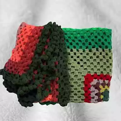 Vintage Crocheted Granny Square Center 70s Green Multi Afghan Blanket Throw • $27.20