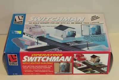 Ho Scale OPERATING SWITCHMAN With Lighted BLDG For Model Train Layouts & Display • $5.95