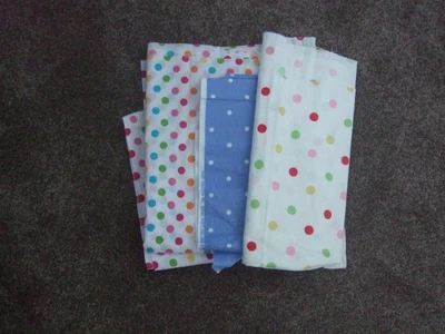 £2.50 • Buy Spotty Fabric Remnants Craft Room Clear Out