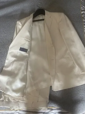 Ibiza 44L Creme Men’s Suit Jacket/PAnts (Great Condition)! • $66.29