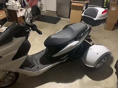 Scooter Trike 49 CC Icebear 350 Miles S 800 22 8327 • $2000