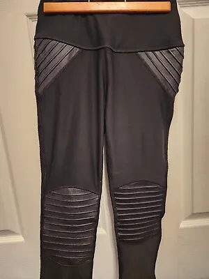 $5 • Buy 90 Degree By Reflex Black Workout Athletic Leggings Biker Style Size Small