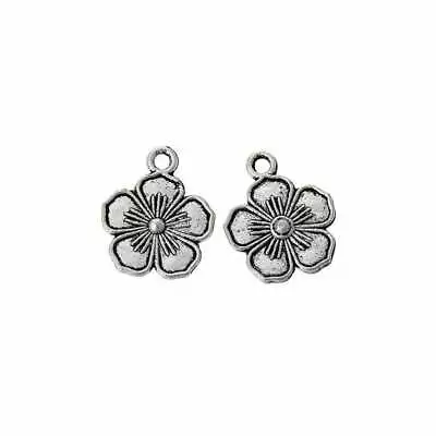 10 X Summer Flower Daisy  Charms Jewellery Making Crafts Pendants Tibetan Silver • £1.99