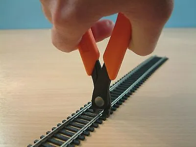 Xuron Vertical Track Cutter HO OO N & Z Gauge Rails 2175M • £19.68