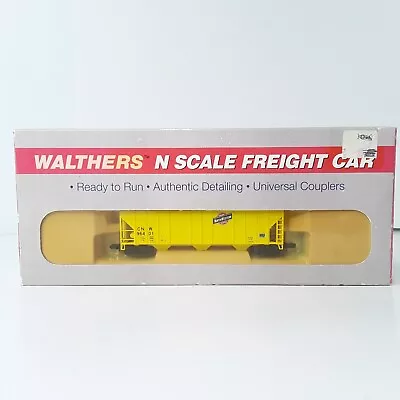 Walthers N CNW #96401 932-8656 Covered Hopper • $9.99