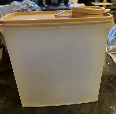 Vintage Tupperware Cereal Keeper 3QT. 469-6 Storage Container W/Lid • $8.95