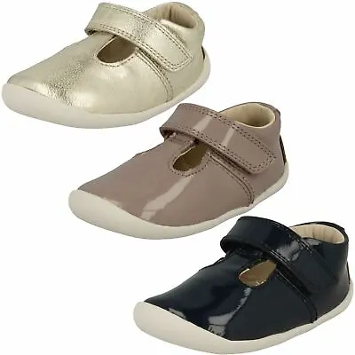 Girls Clarks T-bar Hock & Loop Strap Patent Leather First Shoes ROAMER GO • £29.50