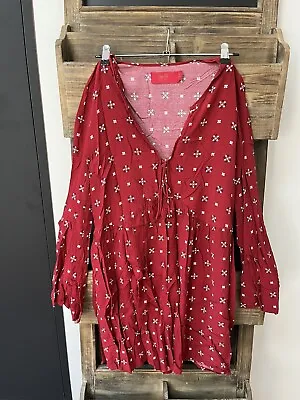 Tigerlily Red Dress 8 • $16