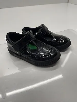 Kickers Shoes T-bar Infant Girls Black Patent Leather Brogue Uk7/24 • £5.99