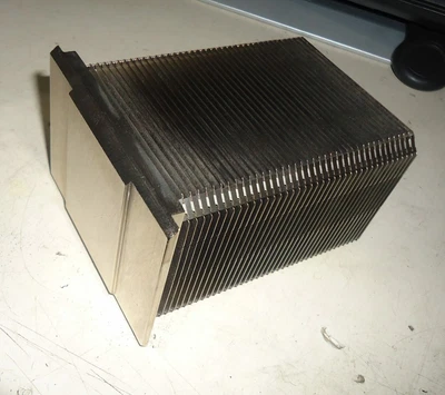 £7 • Buy Dell KJ582 PowerEdge CPU Heatsink 820, 830, 840 2600 | 0KJ582
