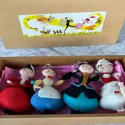 Disney Limited Edition 2005 Mary Poppins Set Of 4 Felt Ornaments In Wooden Box • $280