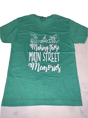 Vintage Graphic Shirt Sz S/M Green V Neck T Making Those Main Street Memories • £8.68