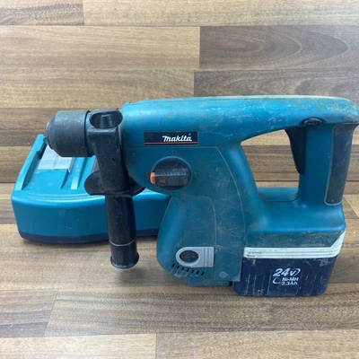 £40.49 • Buy Makita Cordless Hammer Drill BHR200 24 Volt With Battery But BROKEN CHARGER