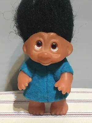 Vintage DAM TROLL - GIRL - Wearing ORIGINAL FELT DRESS - BLACK HAIR • £5.99