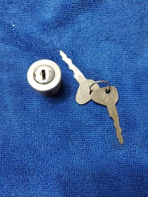$40 • Buy VW Ignition Switch Switch  Bug Rabbit 412 Ghia Scirocco 113 905 855 W/keys.