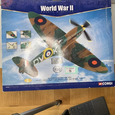 £140 • Buy Corgi AA33902 - Supermarine Spitfire MkI, Sqn LDR. Brian Lane, No.19 Sqn. RAF