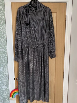 Primark 70s Vintage Style Party Dress Metallic Black Silver Pussybow Midi Maxi • £12.99