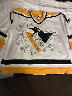 1995-96 Pittsburgh Penguins Team Autographed Jersey Mario Lemieux Jaromir Jagr • $3000