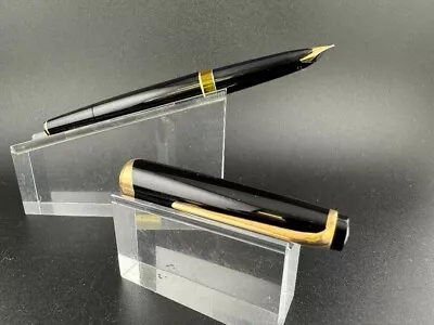 Montblanc Meisterstück No. 12 Fountain Pen 18k Gold Medium Nib Serviced • $175