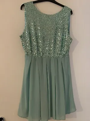 £4 • Buy TFNC Sequin Dress Beautiful Size XL
