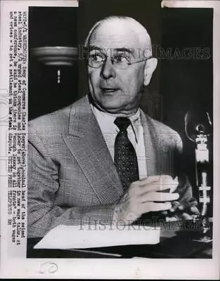 1952 Press Photo Charles Sawyer At Press Conference Washington D.C. • $19.99