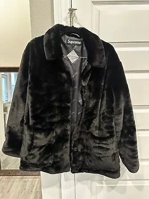New Supreme 2-Tone Faux Fur Shop Coat Jacket Black Fall Winter 2021 FW21 Size L • $12.42