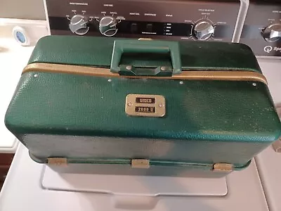 Vintage Fishing Tackle Box Only  UMCO 2000 U • $85