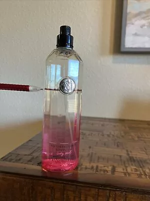 Victoria's Secret BOMBSHELL BODY MIST 8.4 Fl Oz/ 250 ML/ 65% READ • $20