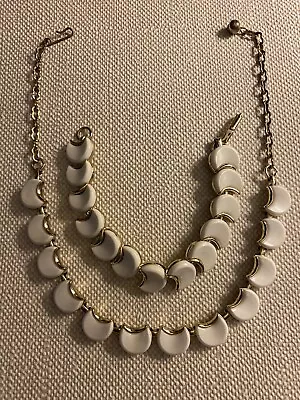 Vintage 1950s White Thermoset 1/2 Moon Cast Link Necklace & Bracelet Set • $18.95