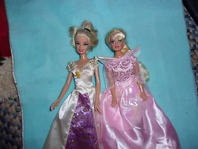 ..2..pretty Barbies With Clothes...5.99 • $5.99