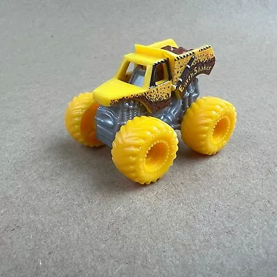 Monster Jam Mini Series 12 Truck Earth Shaker Yellow Monster Truck Spin Master • $4.99