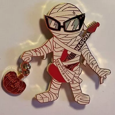 HRC - Hard Rock Pin - 2001 Halloween Nagoya Mummy With Guitar • $7.99