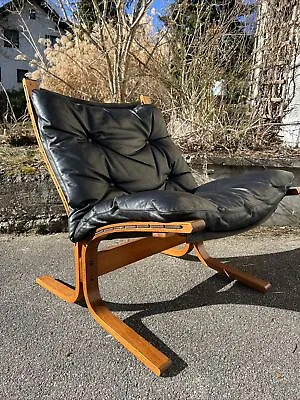 VINTAGE NORWEGIAN MID CENTURY LEATHER  SIESTA ARMCHAIR By INGMAR RELLING SCANDI • £375