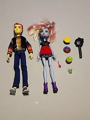 Monster High Home Ick Classroom Abbey Bominable Heath Burns Dolls  Accessories • $24.95