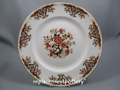 Colclough Royale Dinner Plate. • £14.50