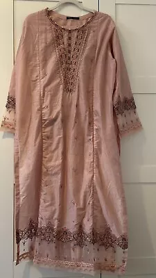 Batik Pakistani Suit - Blush Pink XL • £23